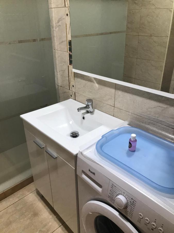 Yumbo Beach Apartment 2 With High Speed Free Internet San Bartolomé Εξωτερικό φωτογραφία